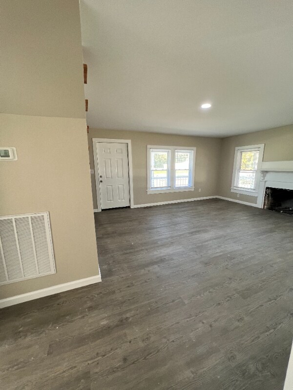 Building Photo - 61 Flat Swamp Rd