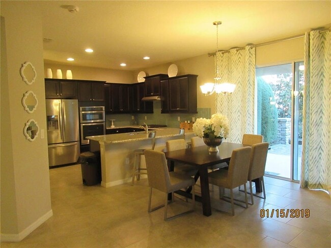 Building Photo - 8067 Pond Apple Dr