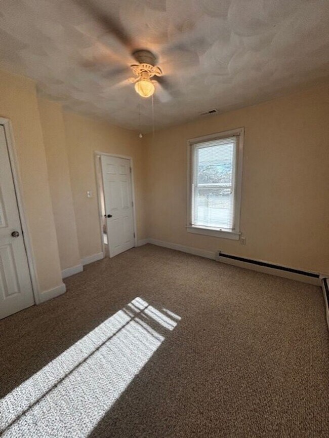 Building Photo - Kempsville Borough