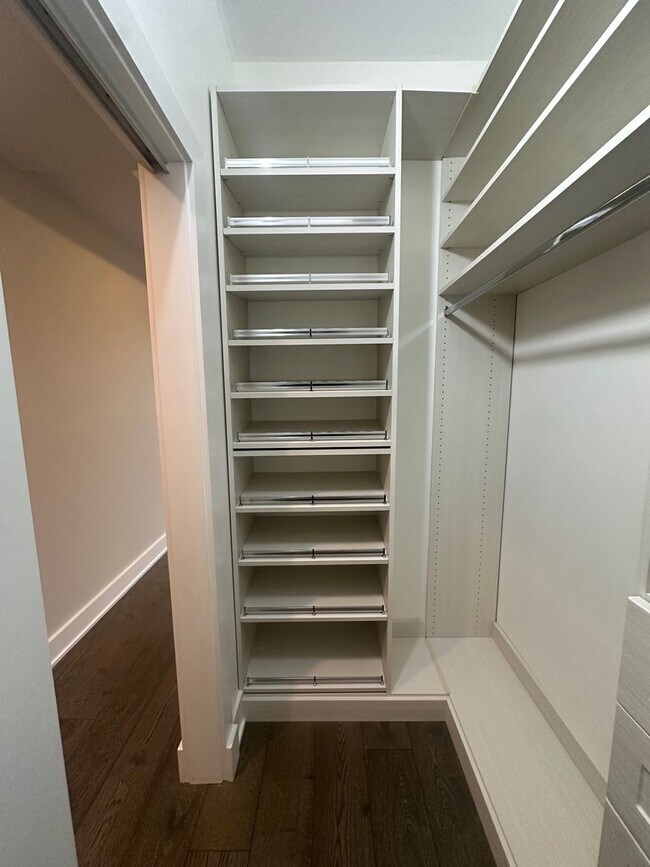 Building Photo - Modern 2 Bedroom, 2 Bathroom Penthouse with Parking in Historic LeDroit Park