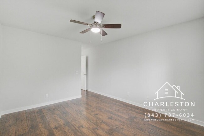 Building Photo - 2741 Jobee Dr