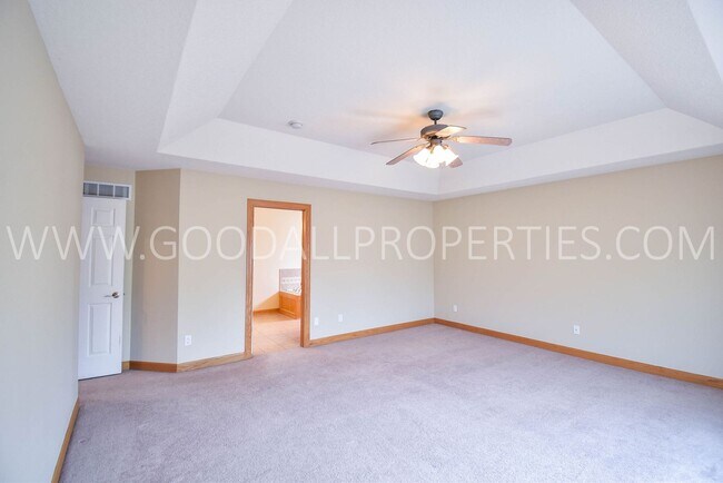 Building Photo - Spacious 4-Bedroom Johnston Home with 3-Car Garage