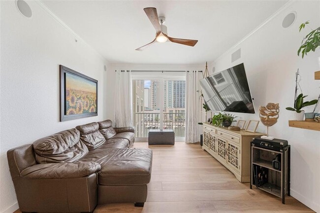 Building Photo - 700 S Harbour Island Blvd