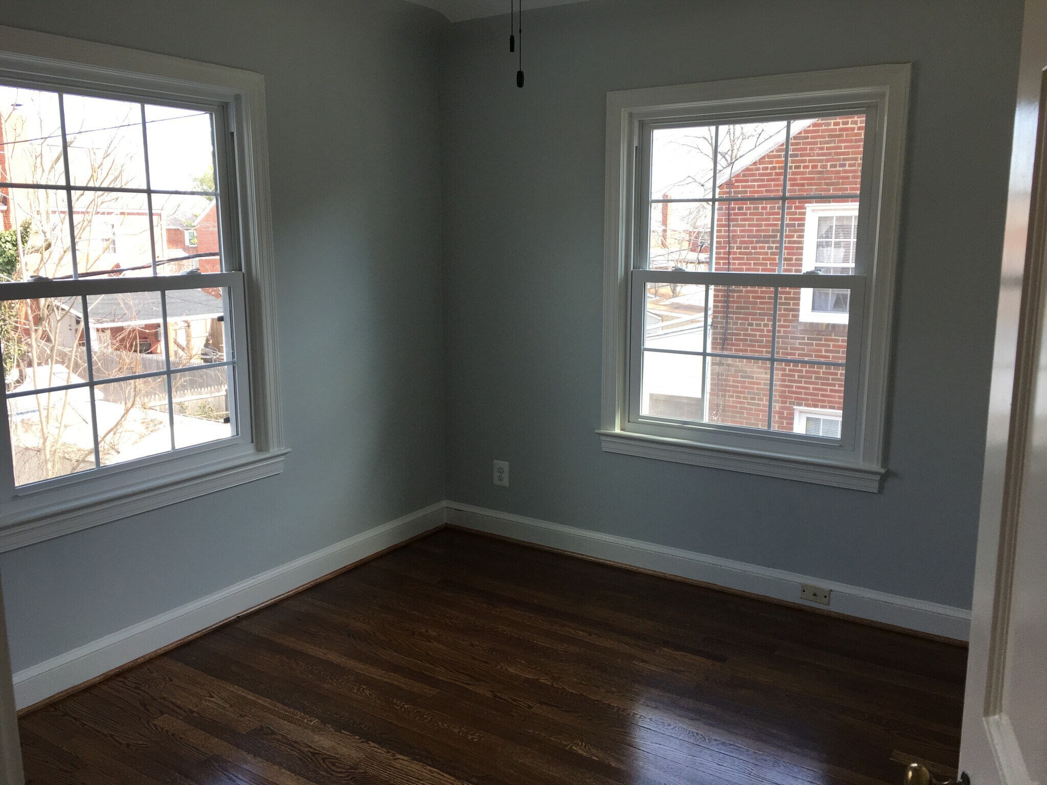 Upstairs Bedroom - 2713 South Veitch Street
