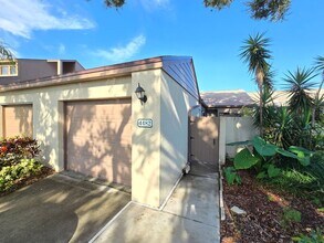 Building Photo - Cozy 2 bed/ 2 bath Villa in Beekman Lakes ...