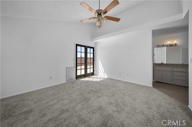 Building Photo - 21690 Everett Dr