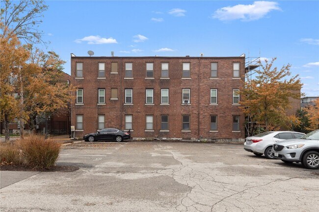 Building Photo - 5675 Waterman Blvd