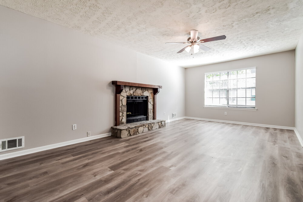 Building Photo - 4346 Crestridge Ln