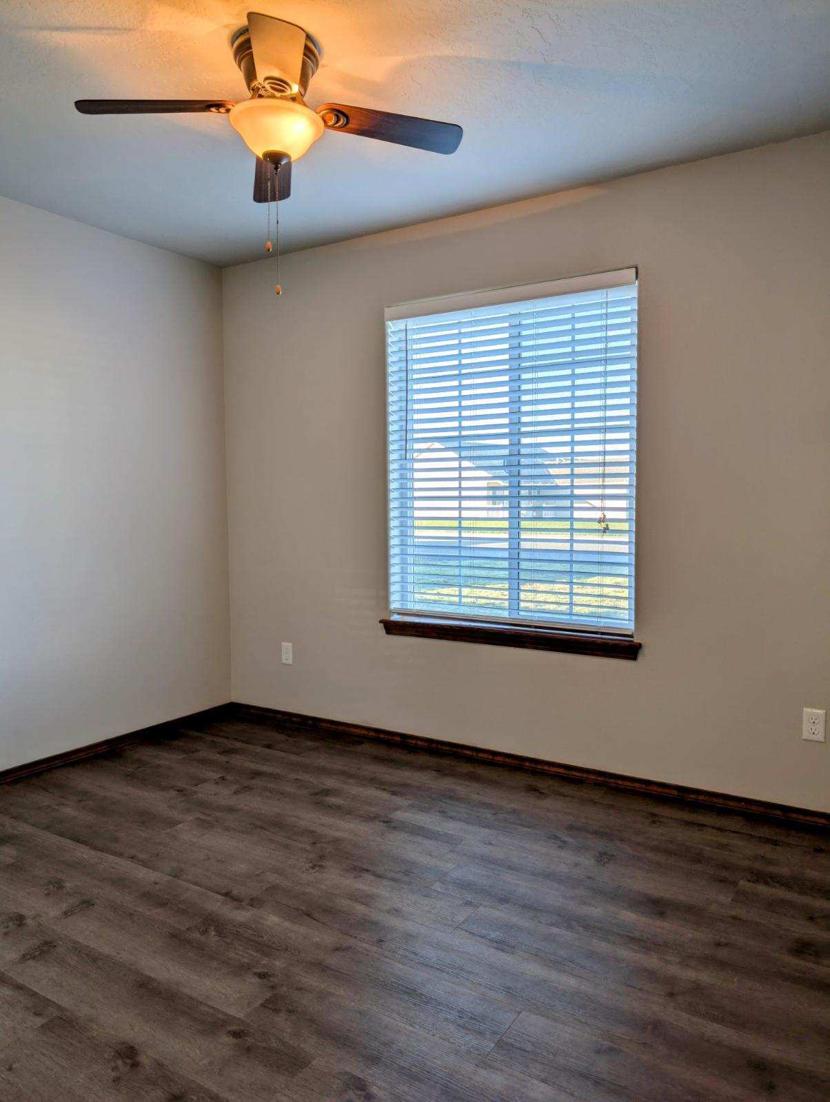 Building Photo - 4610 Seville Dr