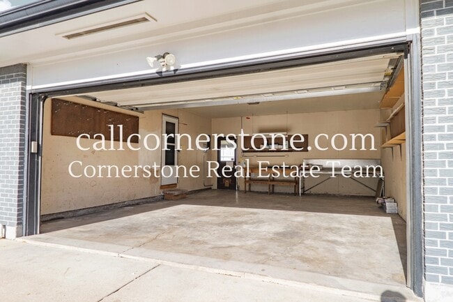 Building Photo - 1320 Verde Dr