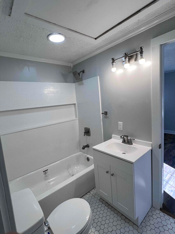 Building Photo - 2007 Creswell St