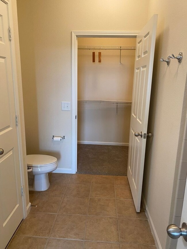 Building Photo - Midtown Village 2 Bedroom Available Now!