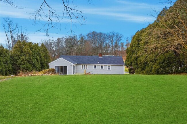 Building Photo - 38 Juniper Ln