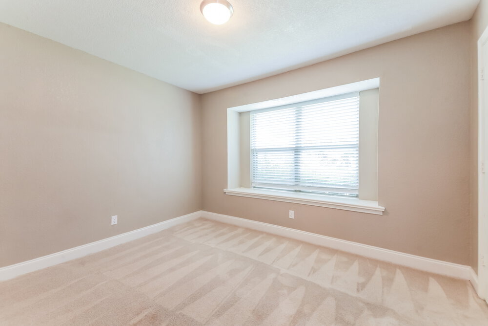 Building Photo - 5237 Prairie Creek Dr