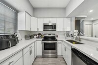 Building Photo - 380 NW 20th St