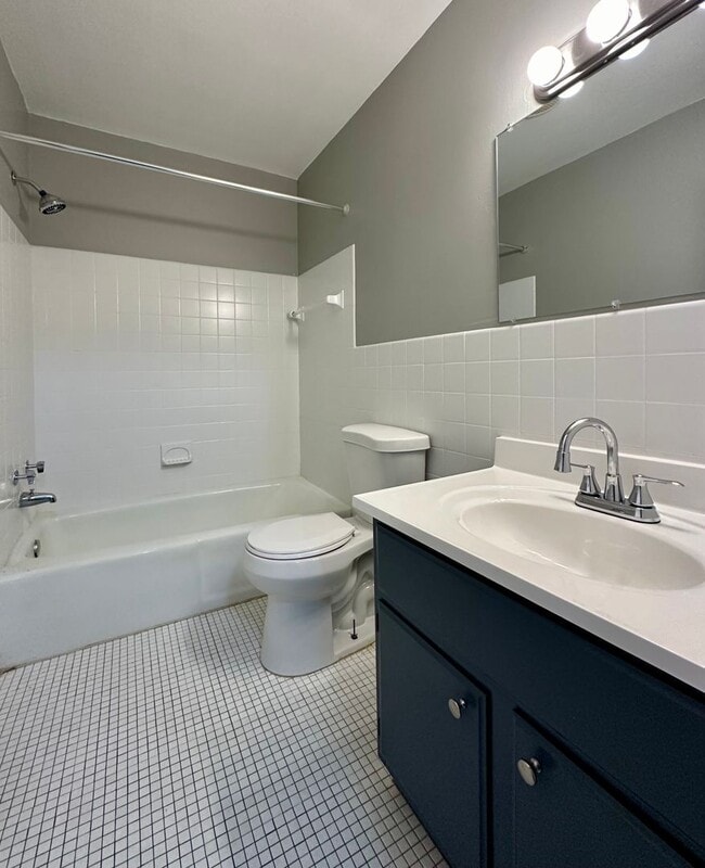 Building Photo - 3756 N Girard Ave