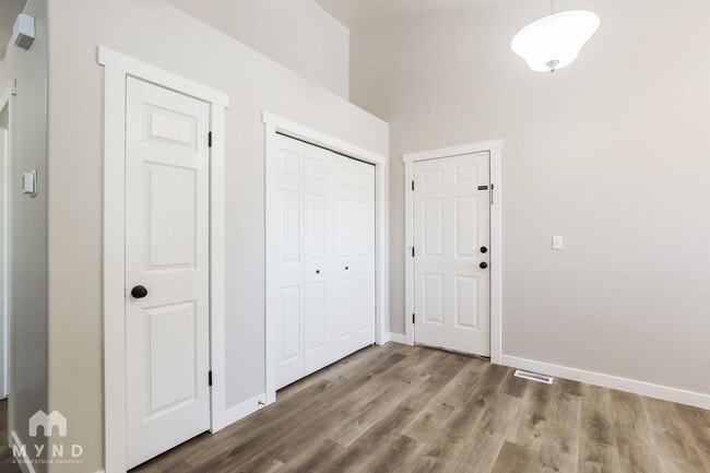 Building Photo - 1340 N 3850 W