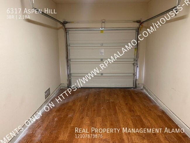 Building Photo - 6317 Aspen Hill