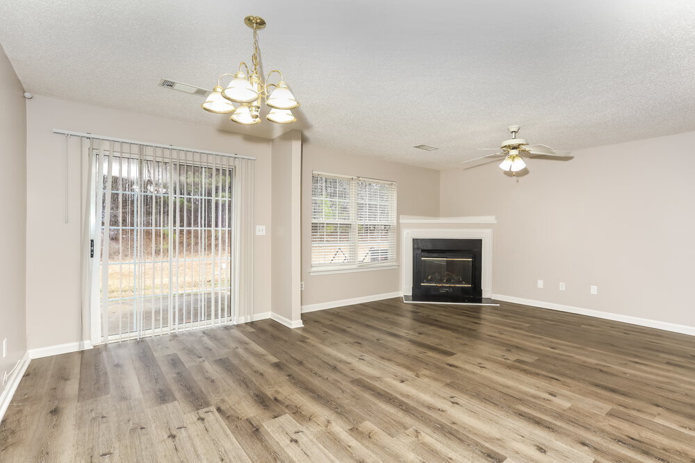 Building Photo - 340 Parkway Rd