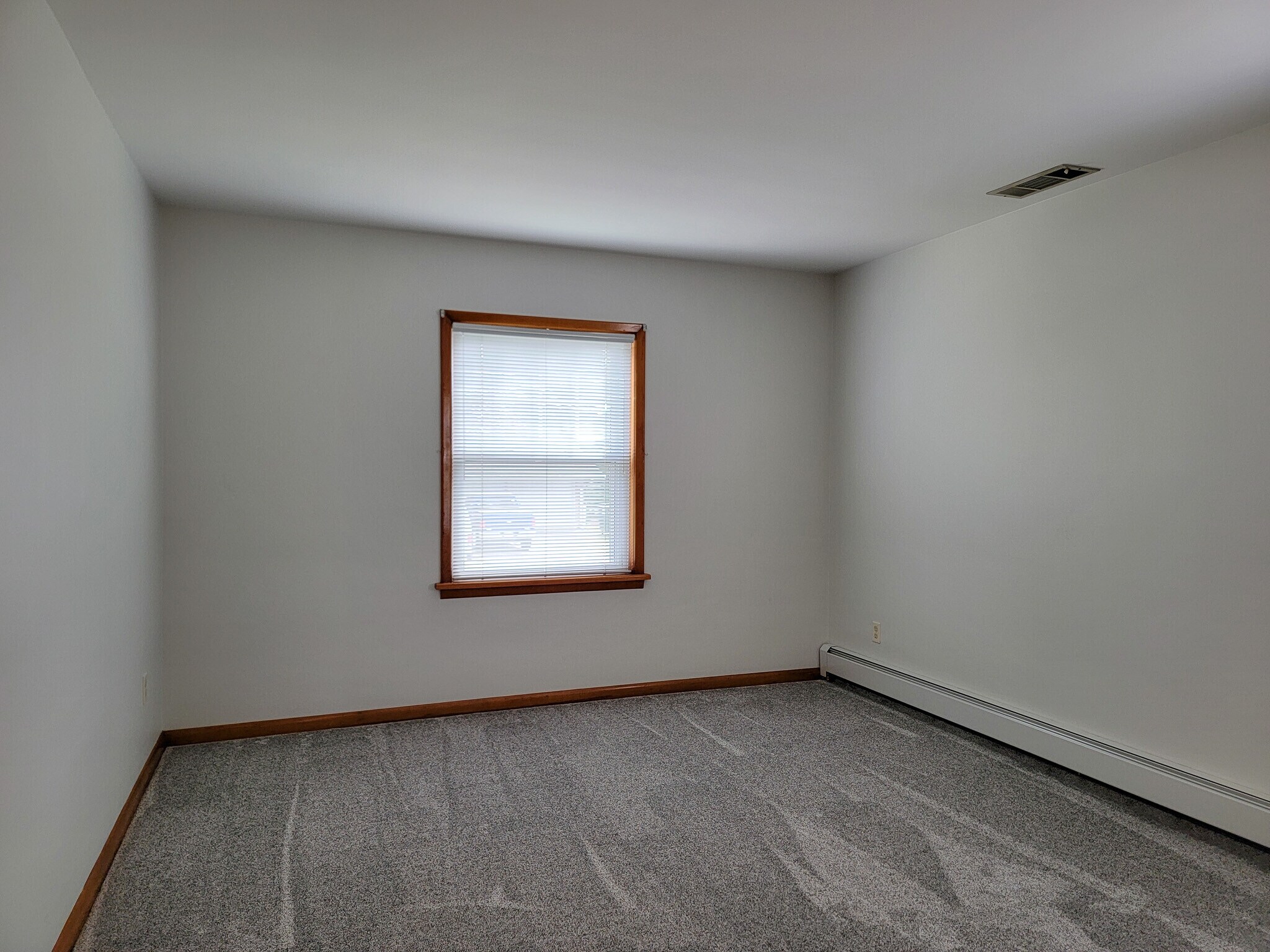 Building Photo - 137 N Hoover St