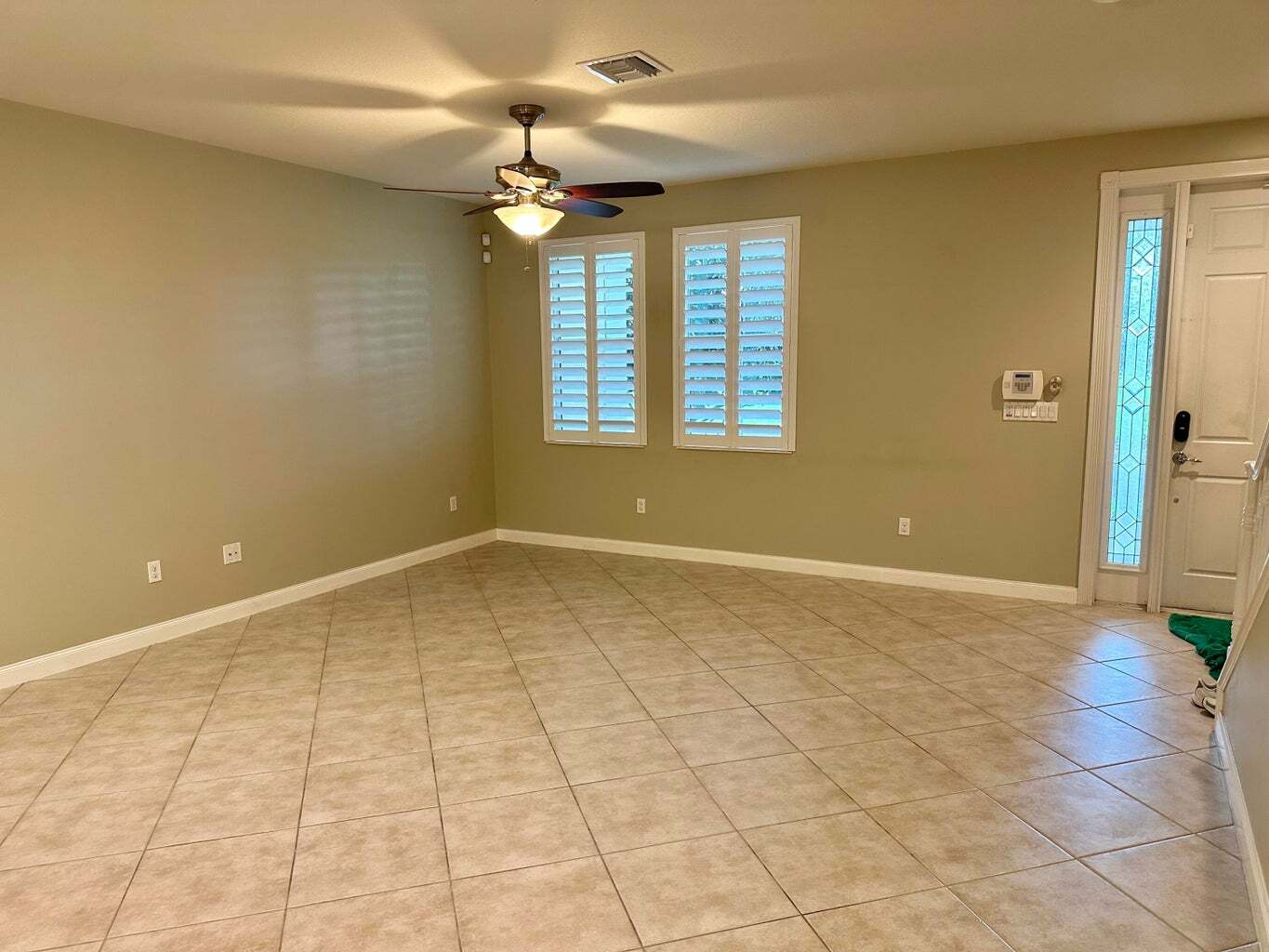 Building Photo - 1454 S Jeaga Dr