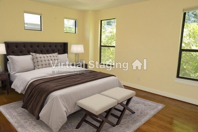 Building Photo - 615 W 27th St