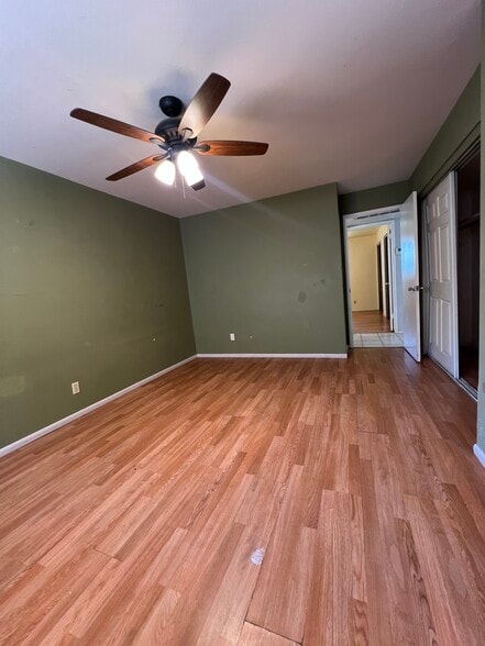 Building Photo - 2015 W Berridge Ln