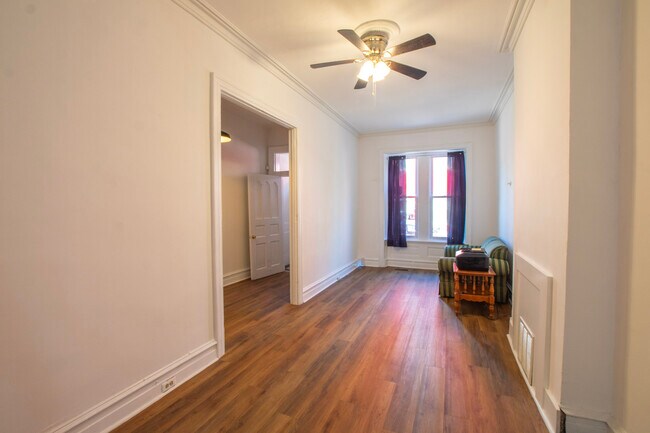 Building Photo - 2039 N Gratz St