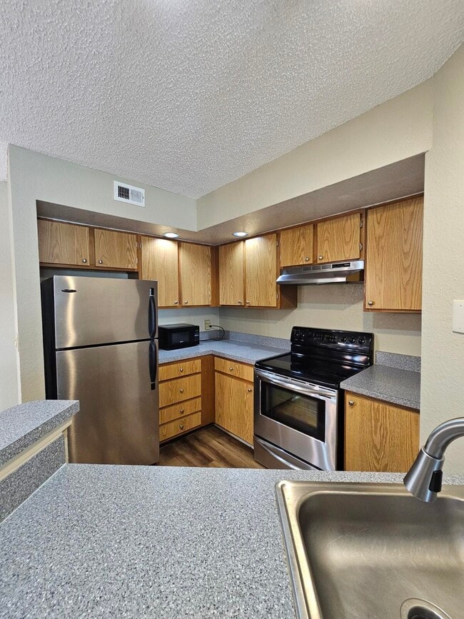 Building Photo - 1401 Village Blvd