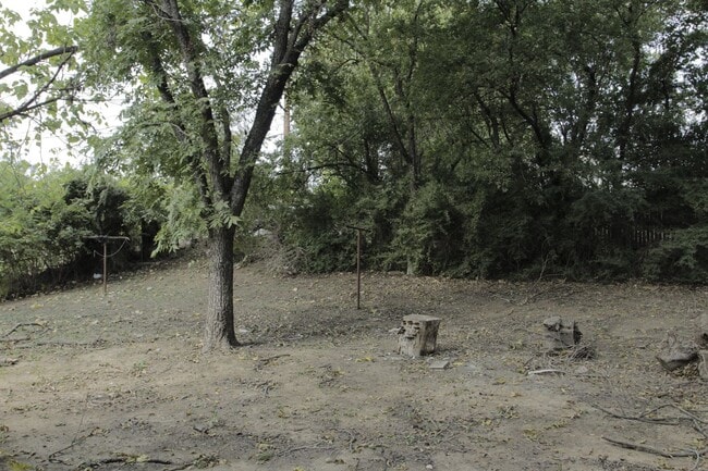 Building Photo - 6713 Pecan Park Dr