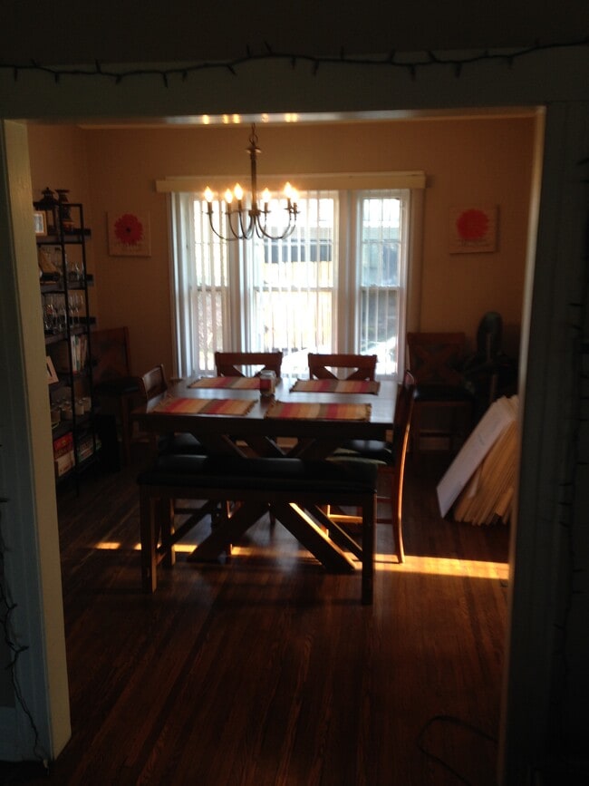 Building Photo - 203 Hillside Ave