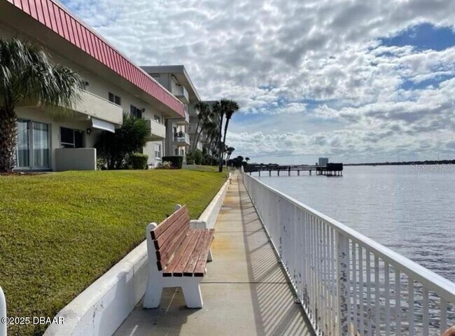 Building Photo - 2801 N Halifax Ave