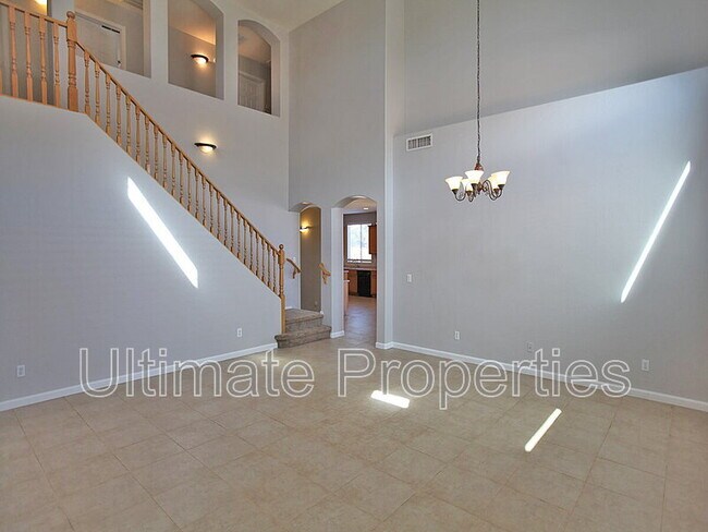 Building Photo - 8636 W Brown St