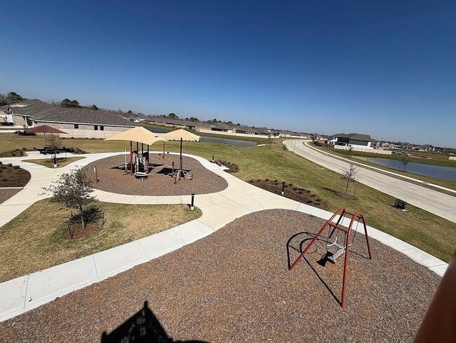 Building Photo - 9227 Terrace Dr