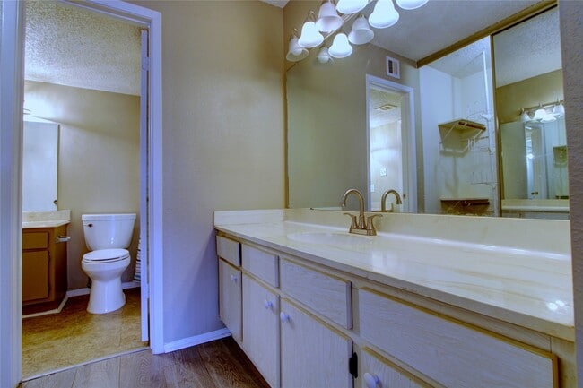 Building Photo - 12220 Copper Tree Pvt Ln