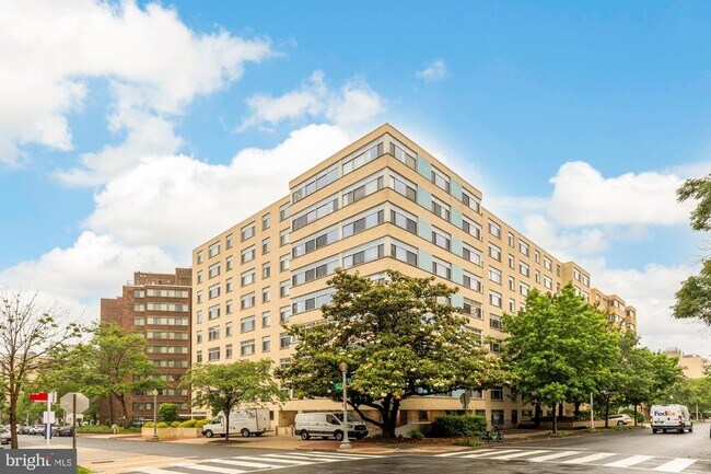 Primary Photo - 2401 H St NW