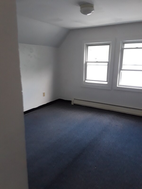 Building Photo - 173 Chestnut St