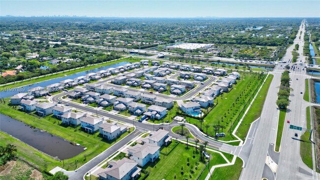 Building Photo - 4390 SW 122nd Terrace