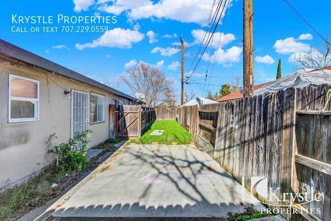 Building Photo - Beautiful and cozy home for rent.