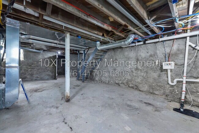 Building Photo - 1536 E Livingston Ave