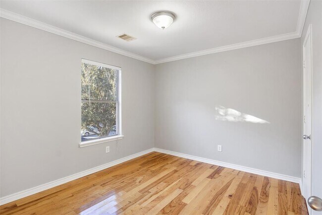 Building Photo - 12050 Mallard Stream Ct