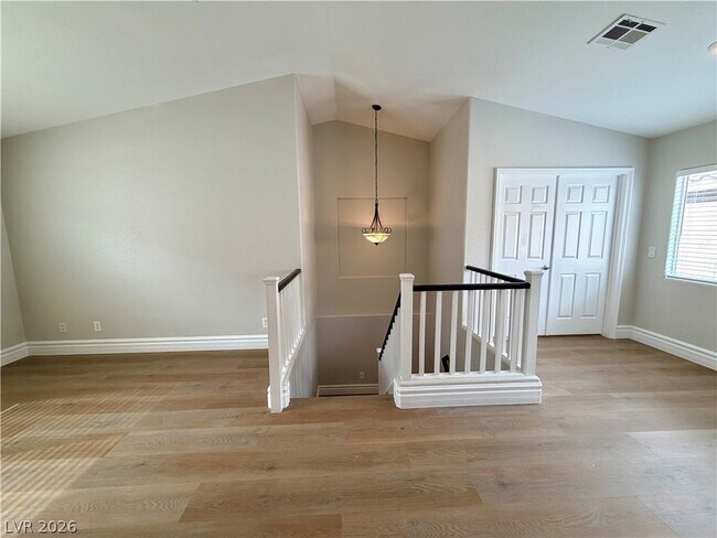 Building Photo - 299 Dogleg Dr