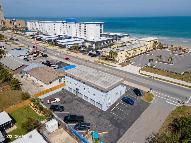 Building Photo - 3624 S Atlantic Ave