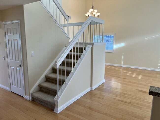 Building Photo - $4,500 - 4 Bed / 3 Bath House in Rancho Del Rey