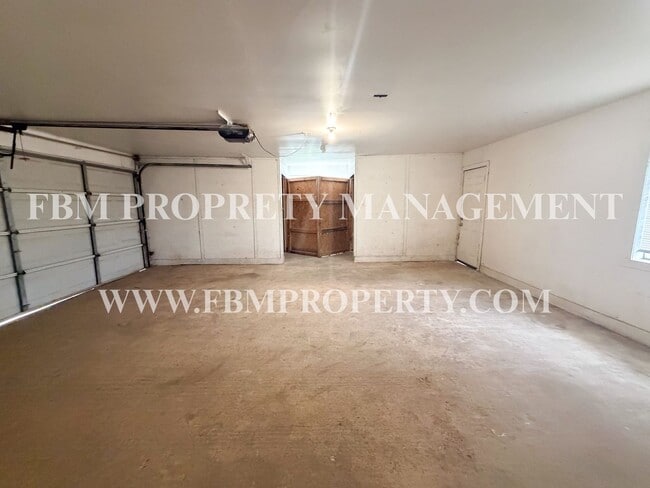 Building Photo - 107 Berrys Chapel Rd