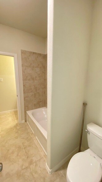 Building Photo - 5002 Naples Grove Ln