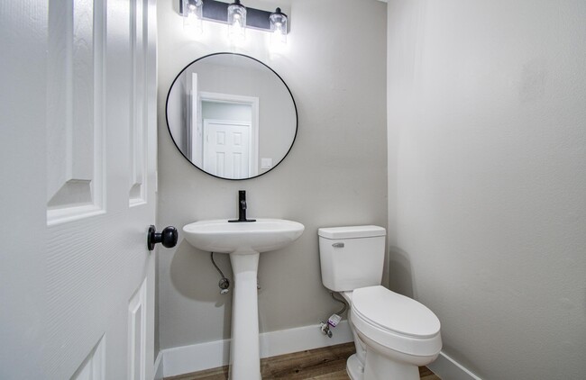 Building Photo - 5238 Timber Quail Dr