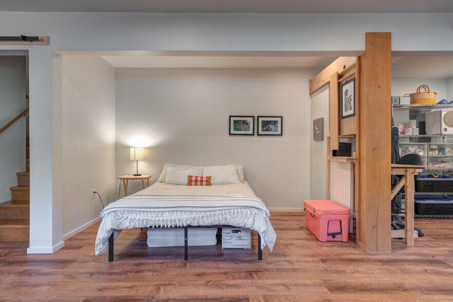 Bedroom 4 / In Law Suite - 300 John Lemley Ln