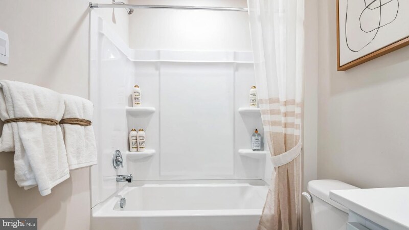 Building Photo - 39 Whaler Dr