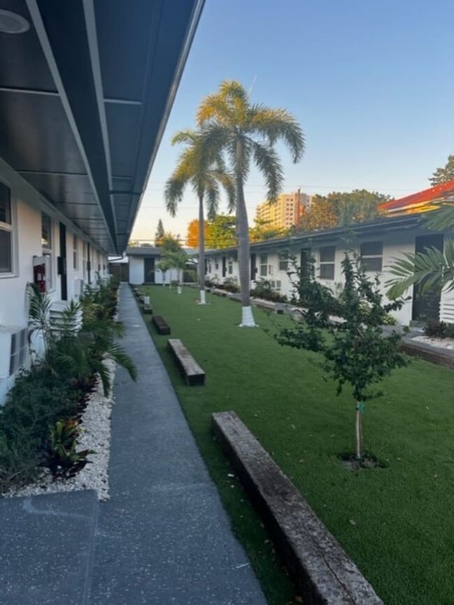 Interior Photo - 2221 Monroe St Apts I LLC